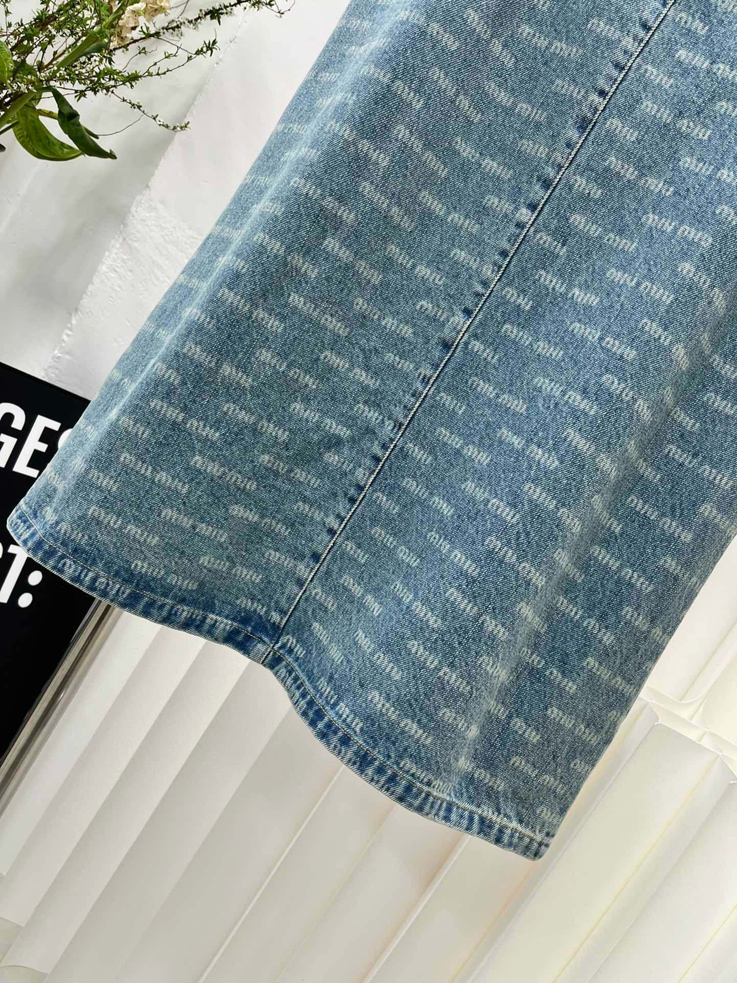 Buchstaben Druck Denim Kleid