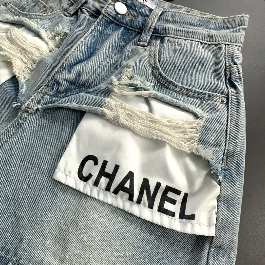 Taschenloch Denim-Shorts