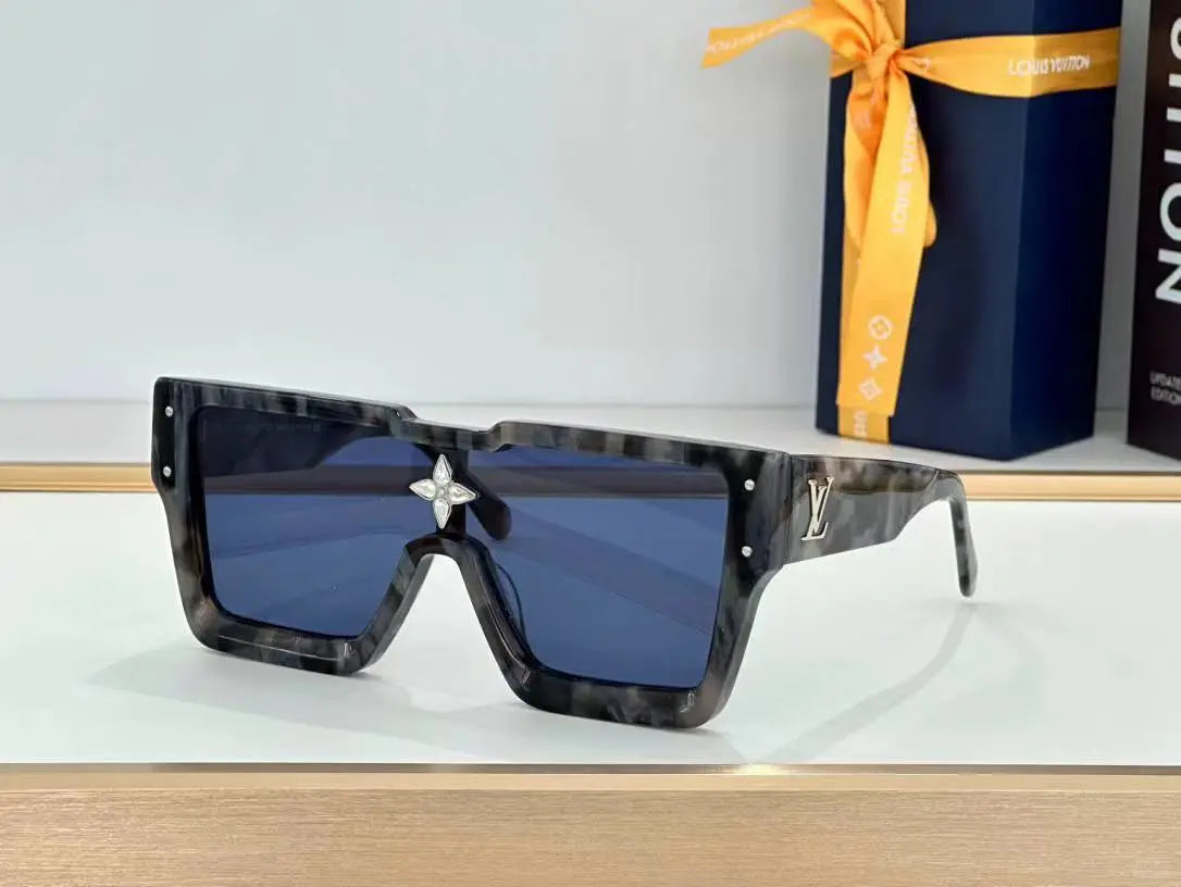 Catwalk style sunglasses