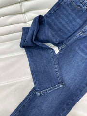 Stretch jeans with embroidered letters on the back pocket