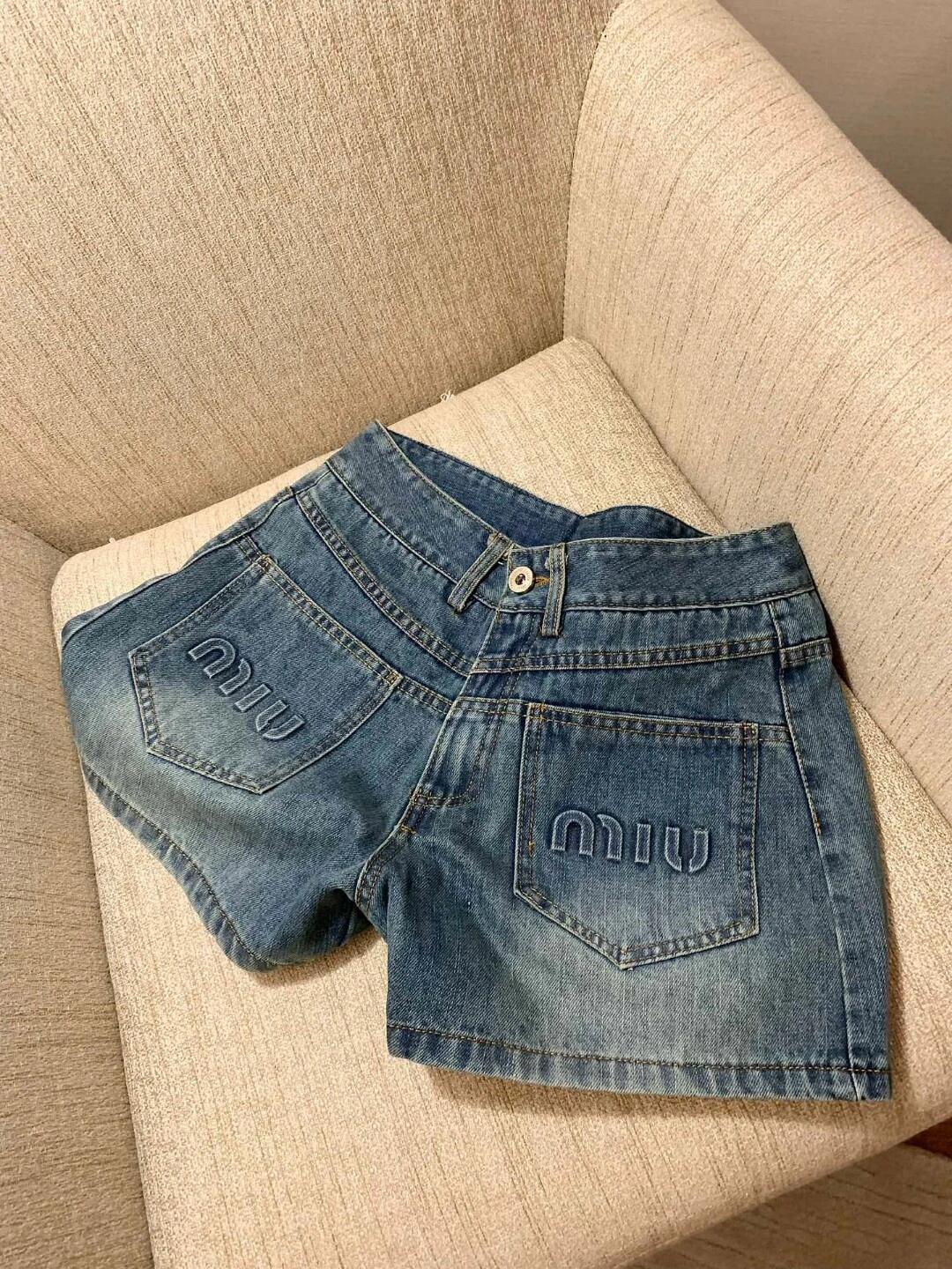 3D Lettering Denim Shorts