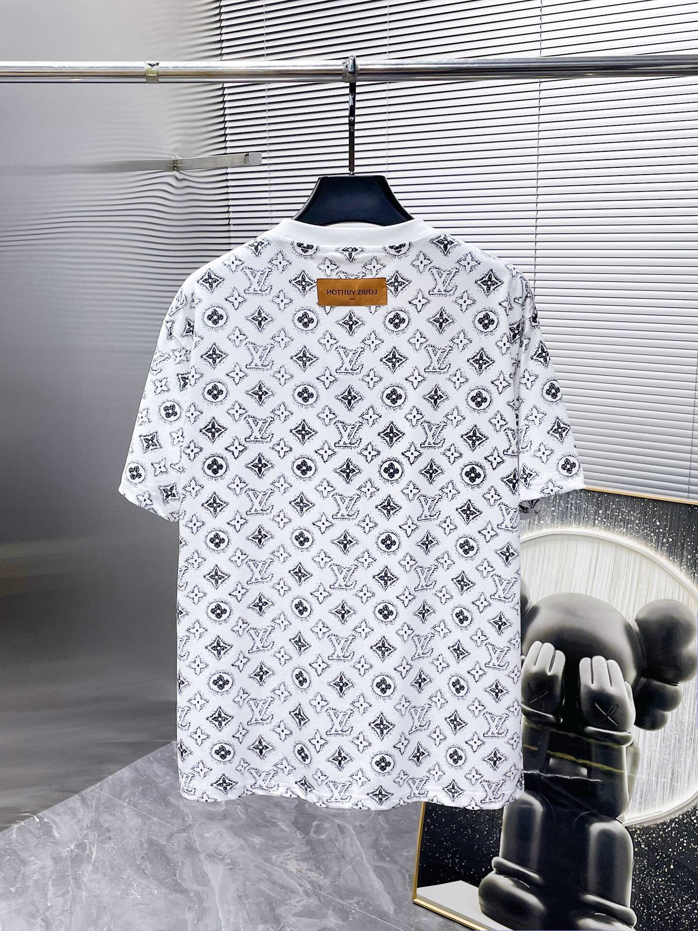 Presbyopia jacquard all over printed short sleeves