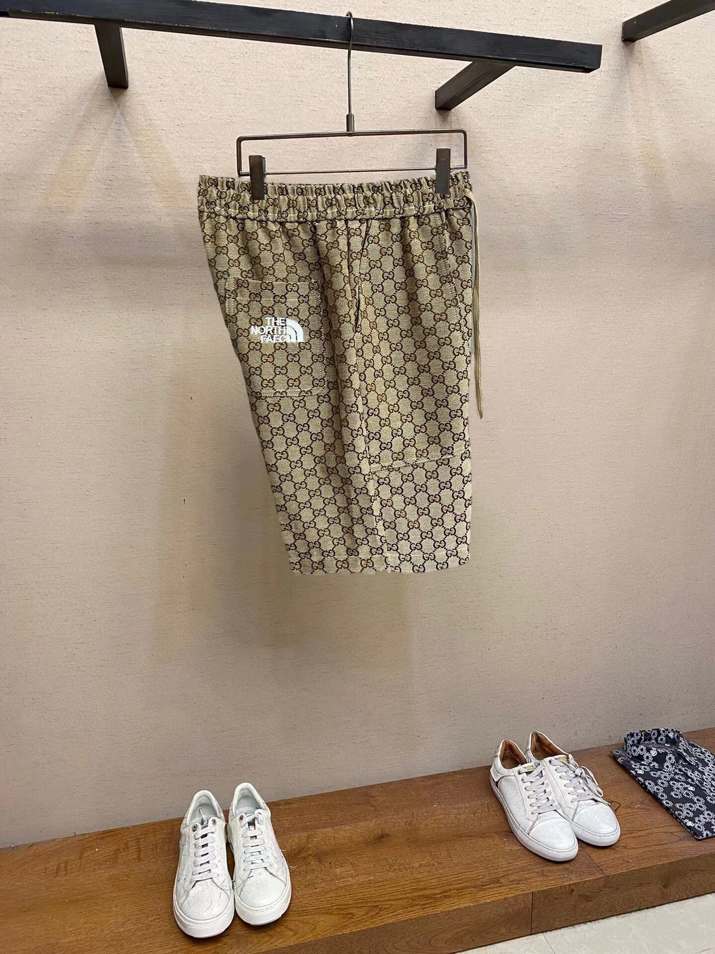 Classic G jacquard print shorts