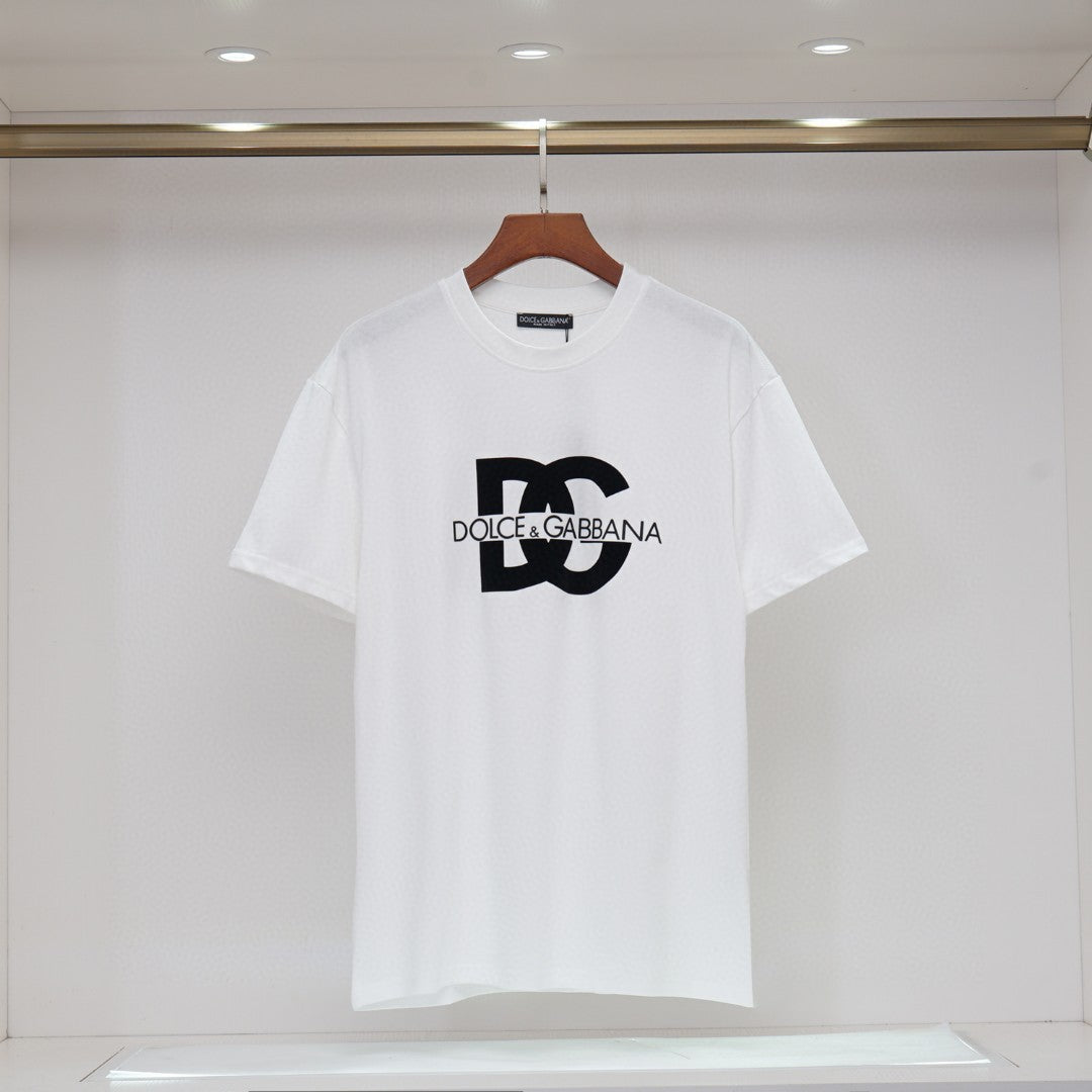 Chest letter logo T-shirt