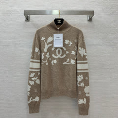 Jacquard knitted wool sweater