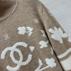 Jacquard knitted wool sweater