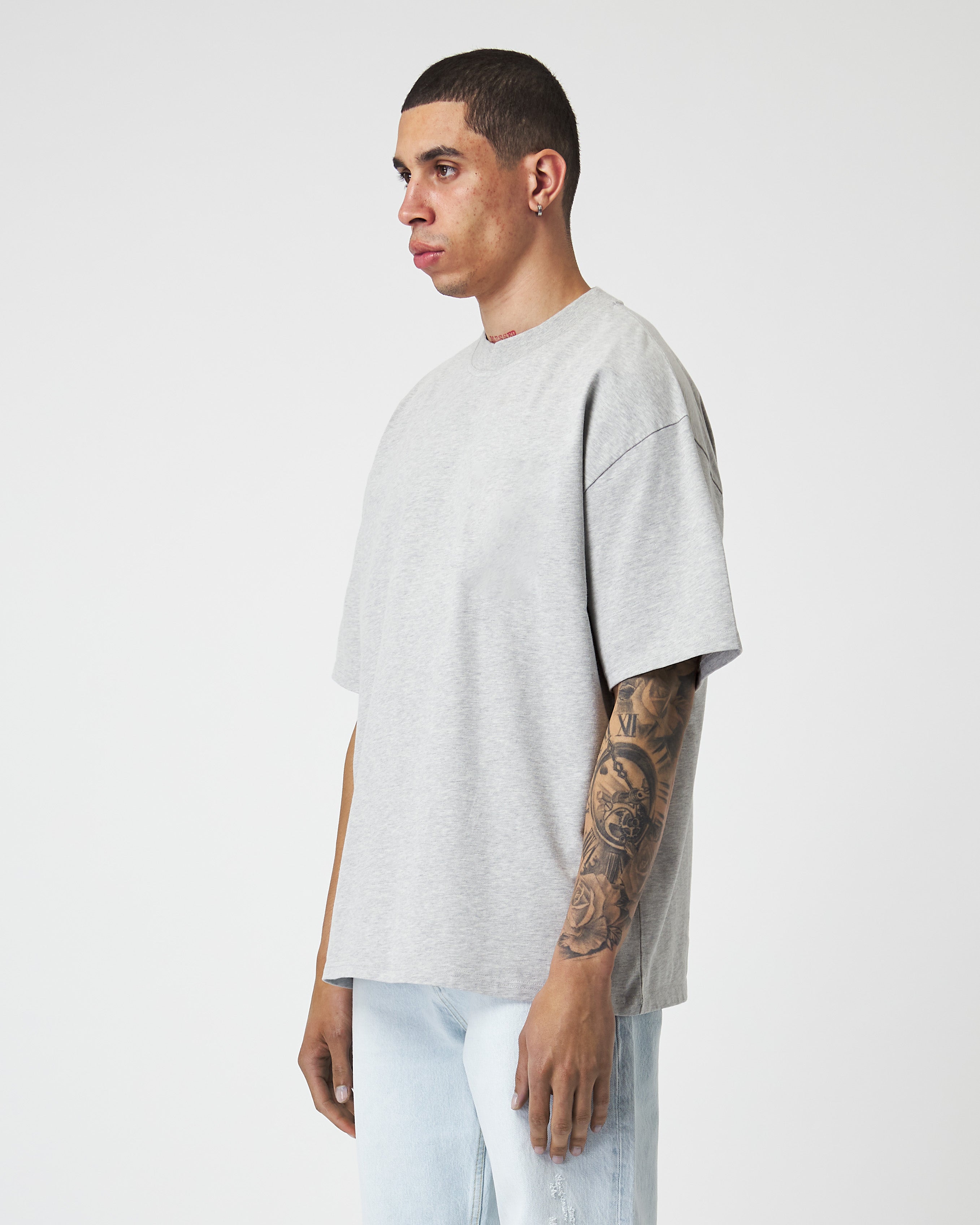 Schweres graues Melange Basic T-Shirt