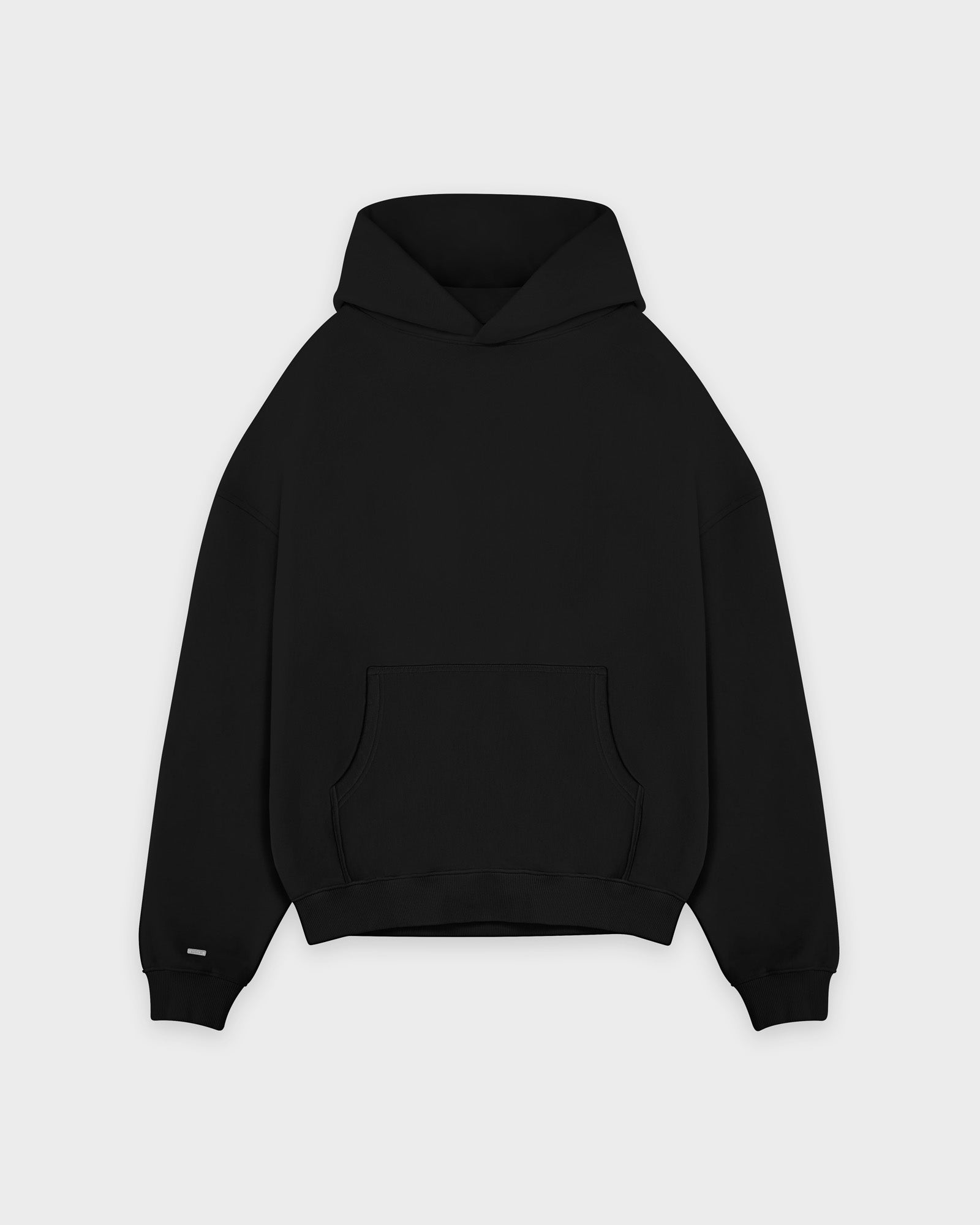 Schwarzer Basic Hoodie in schwerer Qualität