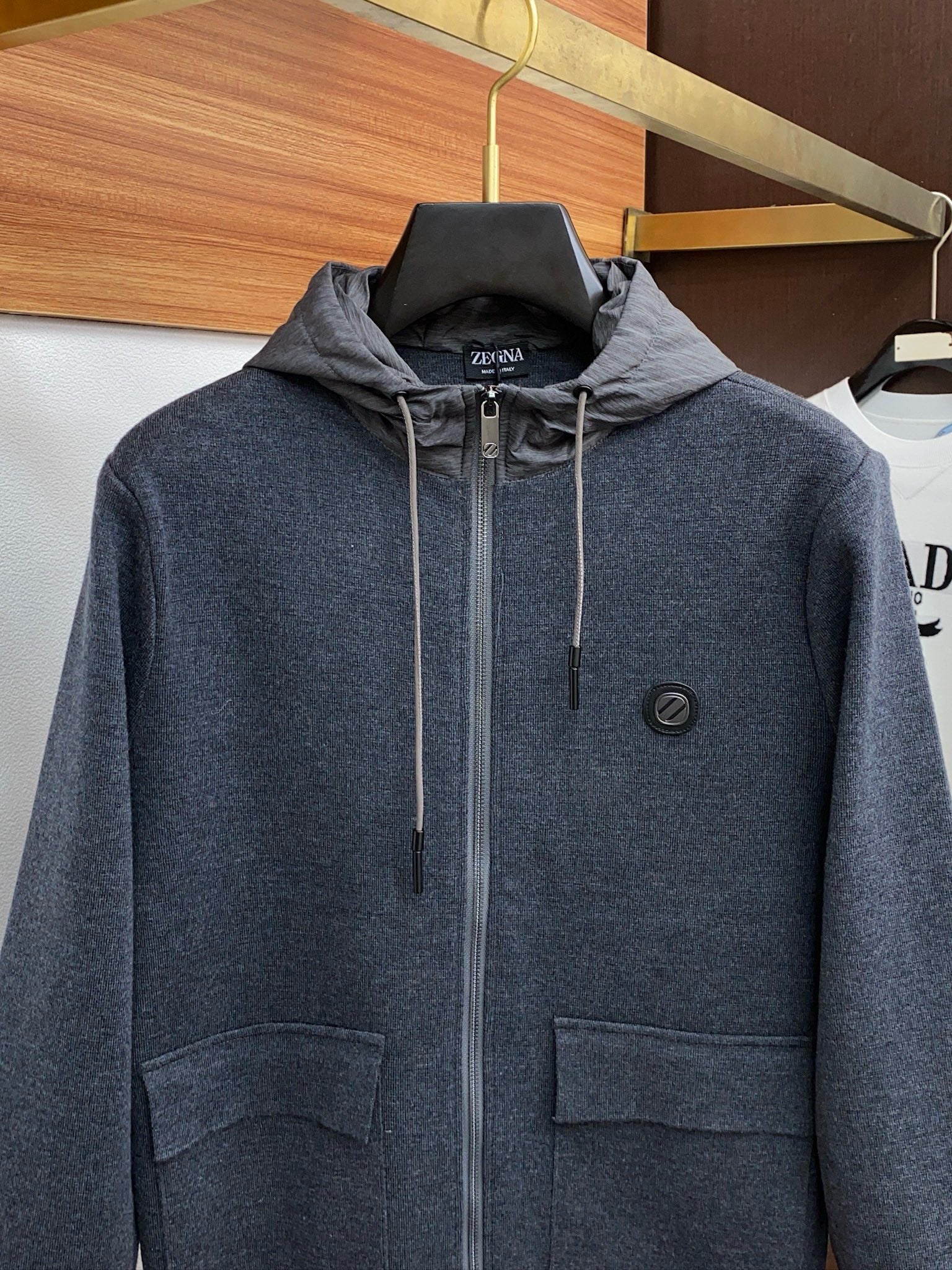 Zeg hooded jacket